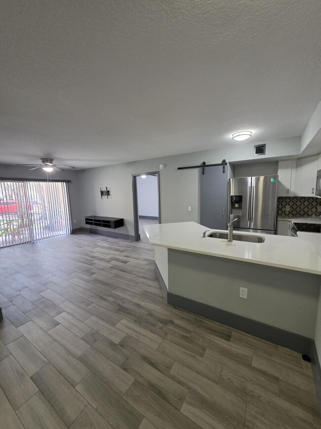 Photo - 4211 San Marino Blvd Unit 105