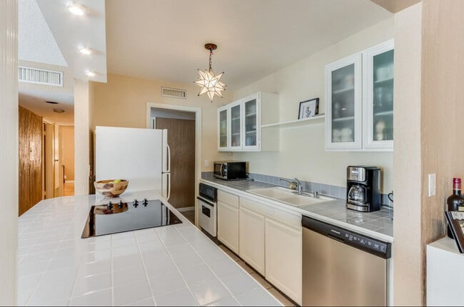Photo - 252 Shadow Mountain Dr Condo Unit D9