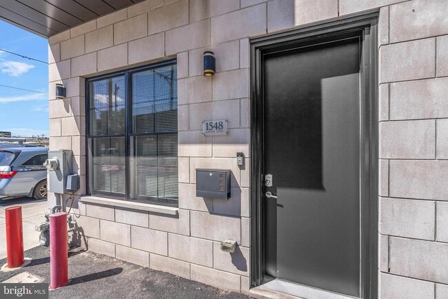 Building Photo - 1548 S 25th St Rental