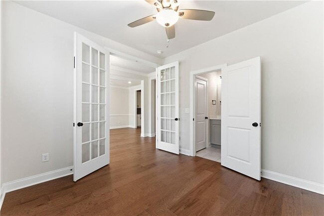 Photo - 5004 Bellmoore Park Ln