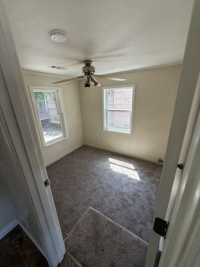 Photo - 1023 Murray Ave