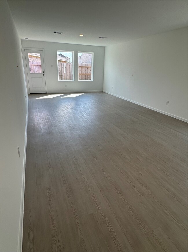 Photo - 3080 Fantasy Ter Dr