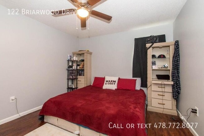 Photo - 122 Briarwood Dr