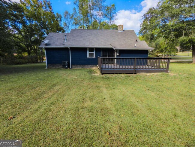 Photo - 6557 Woodrow Rd