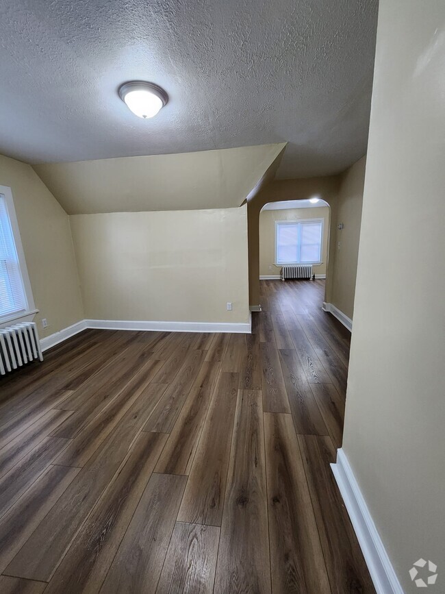 Building Photo - 61 Truman St Unit 3 Rental