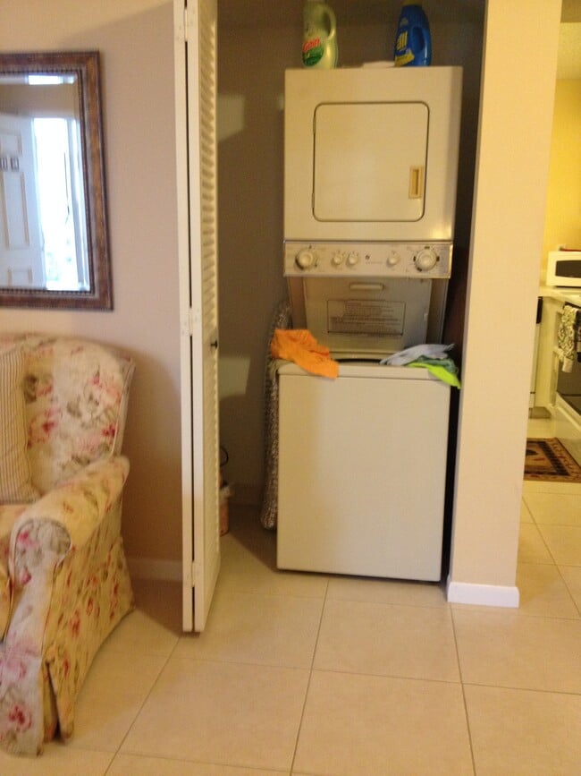 Photo - 2108 SE Edler Dr