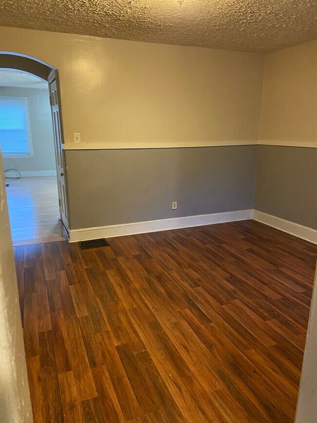 830-836-836 Berkeley Rd Unit 834