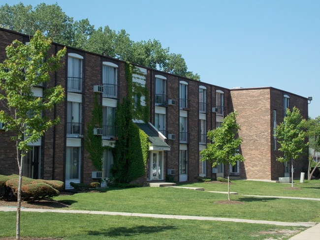 River's Landing Apartments