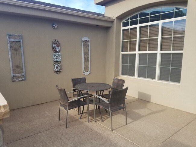 Photo - Retire homeowner looking for roomate