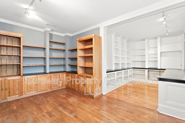 Photo - 342 Quaker Rd