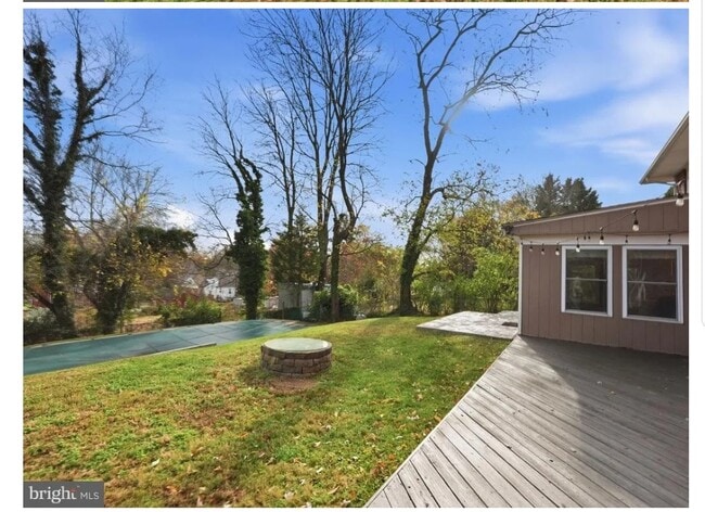 Photo - 6619 Beddoo St