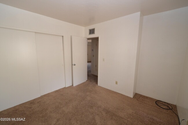 1616 N Columbus Blvd