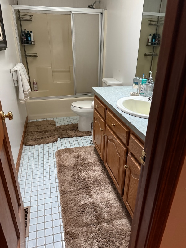 Photo - 36 Frechette Cir