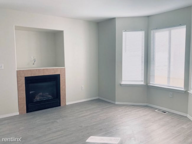 Photo - 11719 E Mansfield Ave