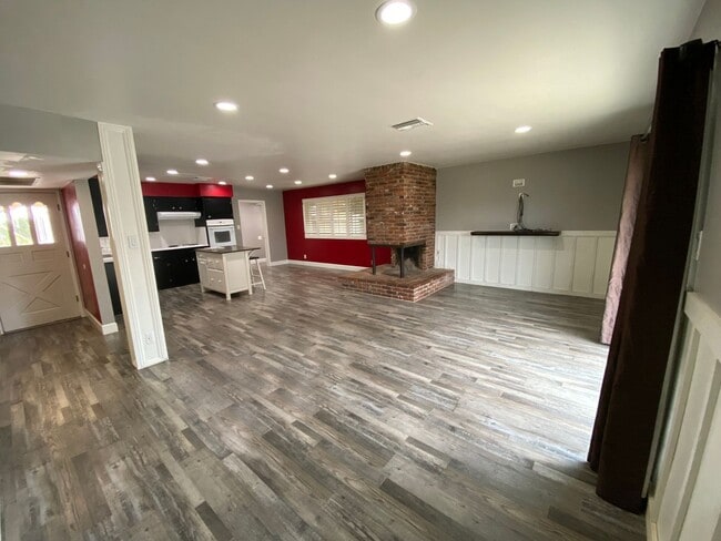 Photo - Coming Soon! Spacious 4-Bed, 2-Bath Country Home with Pool, Spa, and More!