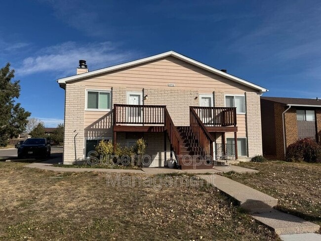 Building Photo - 4950 King Arthur Way