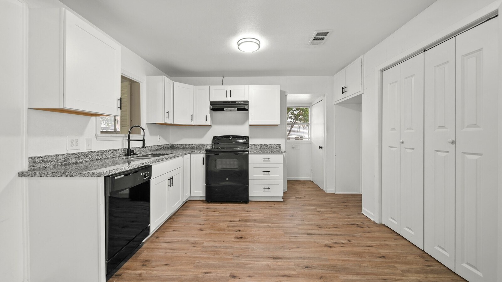 Photo - 8327 Bonner Dr