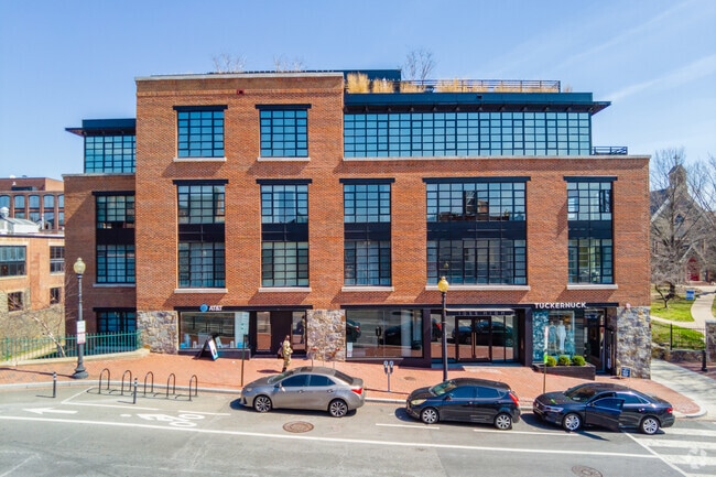 Photo - 1057 Wisconsin Ave NW