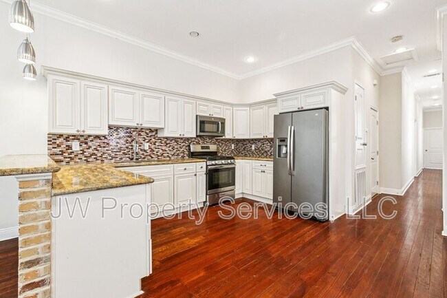 Photo - 1236 Alvar St