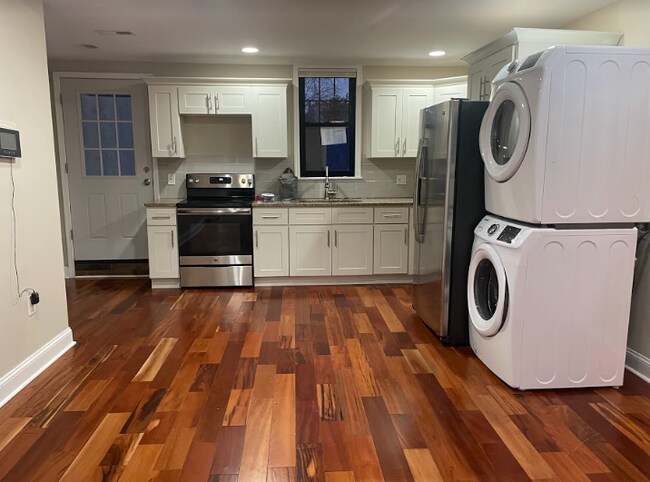 Photo - 3639 Lancaster Ave Unidad 3F