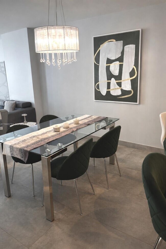 Photo - 1717 N Bayshore Dr Unit A-2044