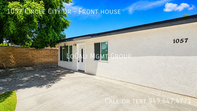 Building Photo - 1057 Circle City Dr Unit Front house