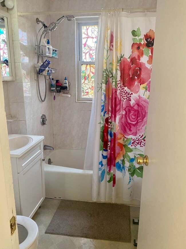 Photo - 19-21 Caldwell Ave Unidad 1