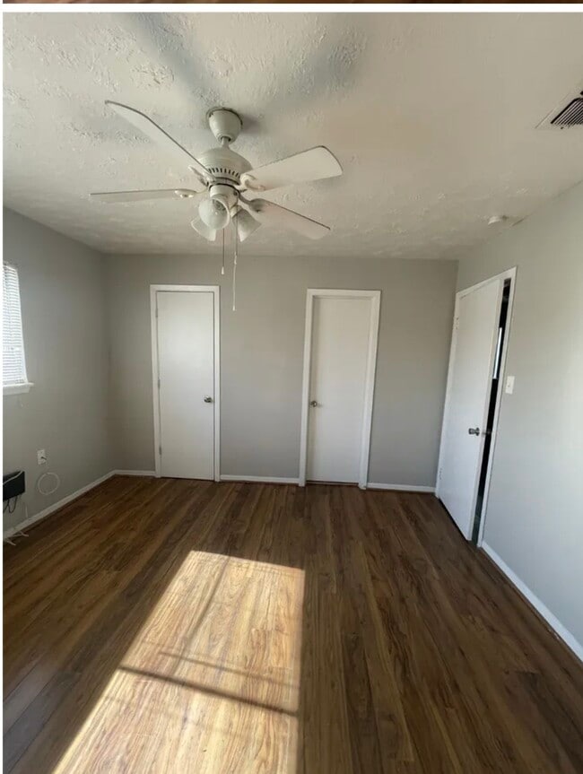 Photo - 1014 E 23rd St Unit 3