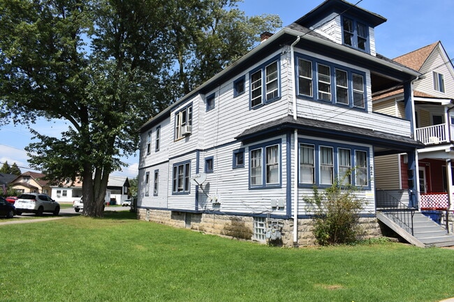 Photo - 92 Trowbridge St Unidad 2