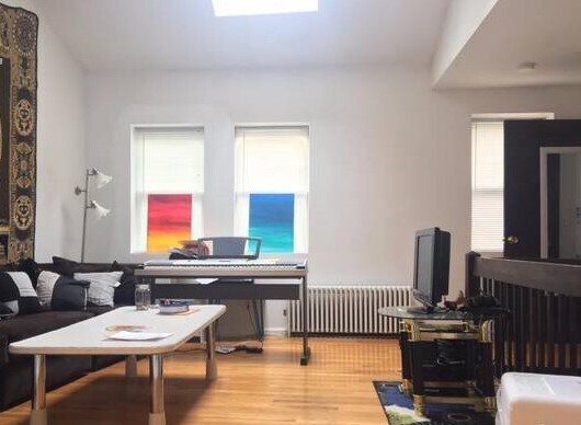 Photo - 10 Shepard St