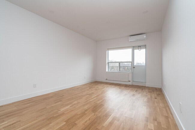 Photo - 111 Lawton Blvd Unit 610