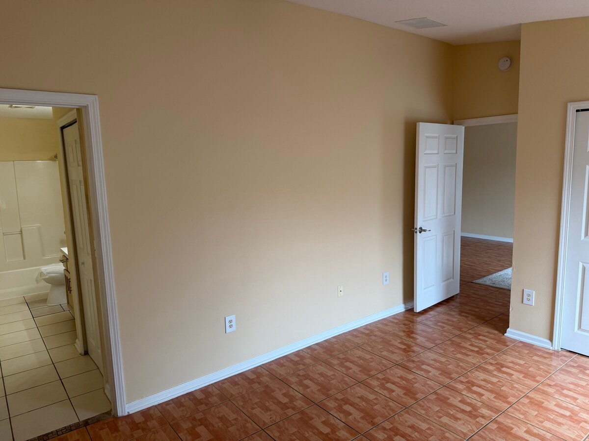 Photo - 6051 Maggies Cir Unidad 113