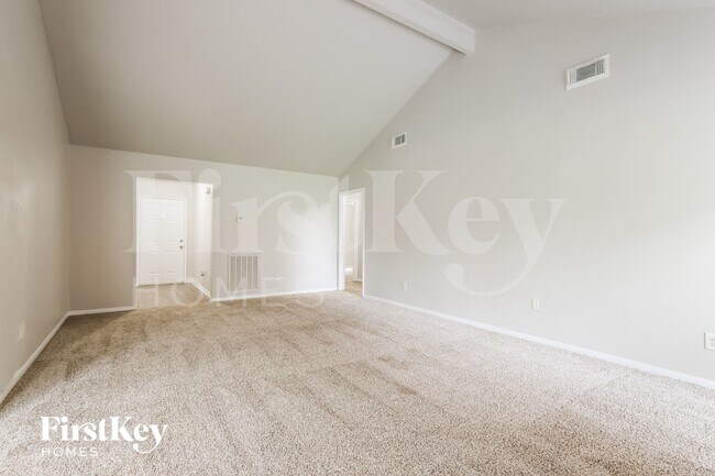 Photo - 13285 Lake Breeze Ln