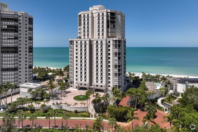 8477 Bay Colony Dr Naples, FL 34108 - Windsor at Bay Colony