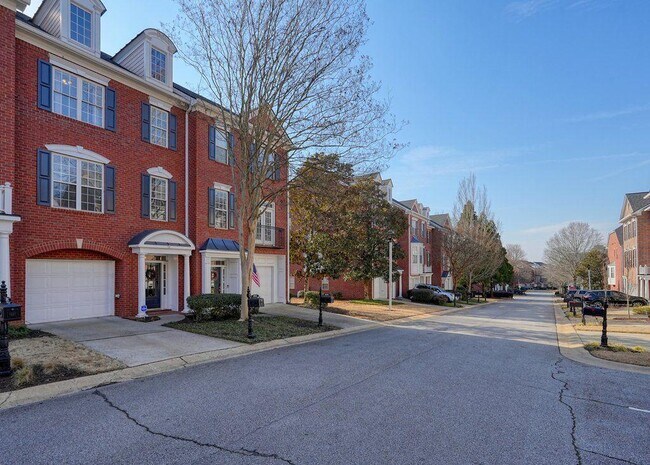 Photo - 3803 Waters Edge Trail