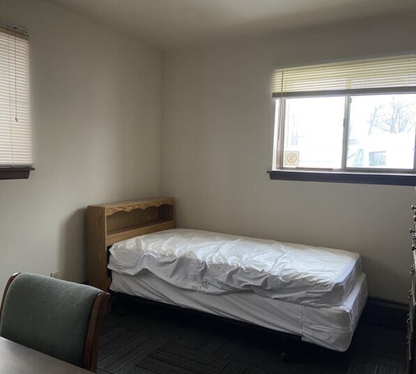 Photo - 1423 S 81st St