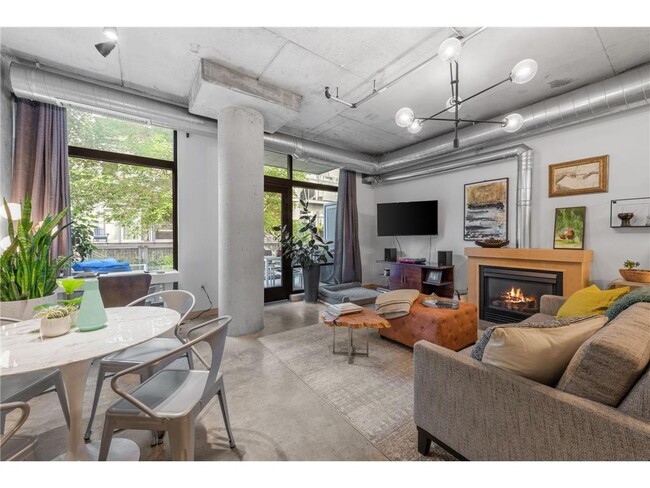 Building Photo - 720 N 4th St Unit 110 Rental