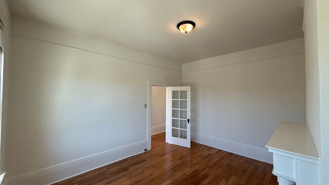 Photo - Epic REA - Expansive 2BD/ 1BA with Huge Garage in the Outer Mission