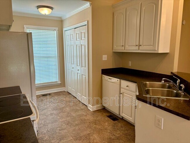 Photo - 103 Kestrel Ct