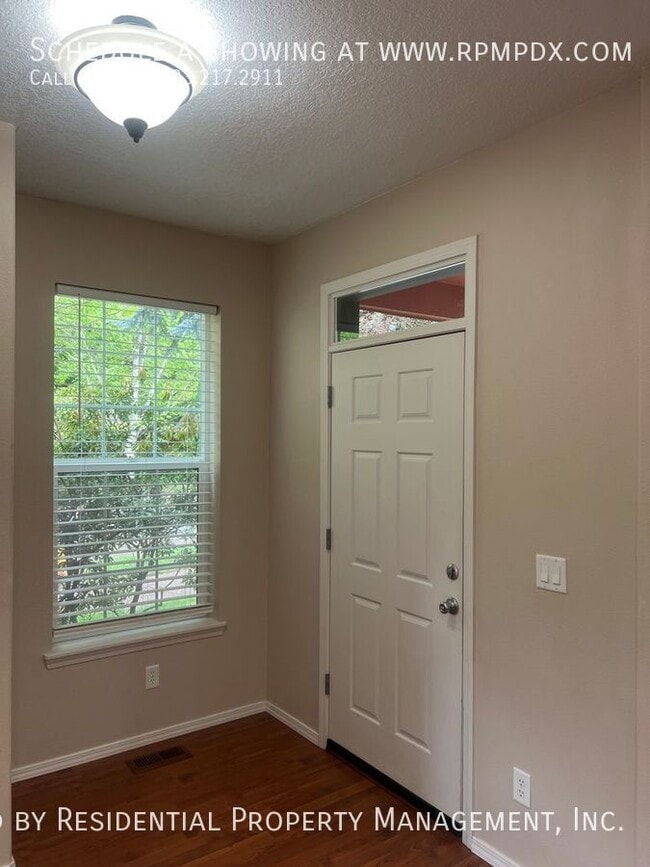 Photo - 1008 SE Bacarra St