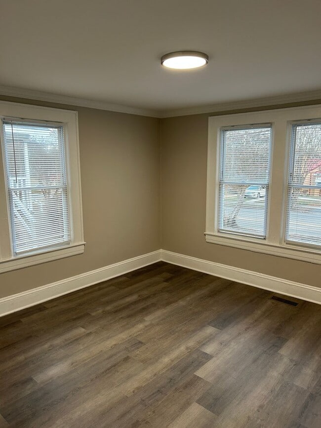 Photo - 2848 N Glenn Ave