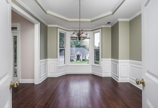 Photo - 802 Satinwood Pl