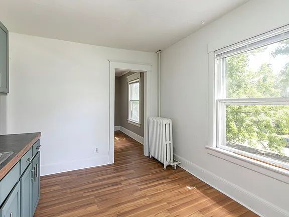 "Charming 2-Bedroom Gem with Ample Space on Cottage Grove Avenue!"
