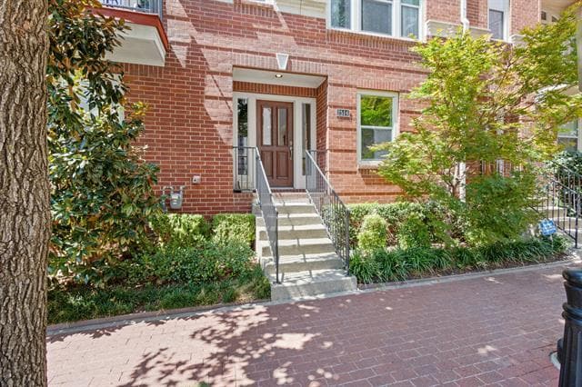 Photo - 2514 Worthington St