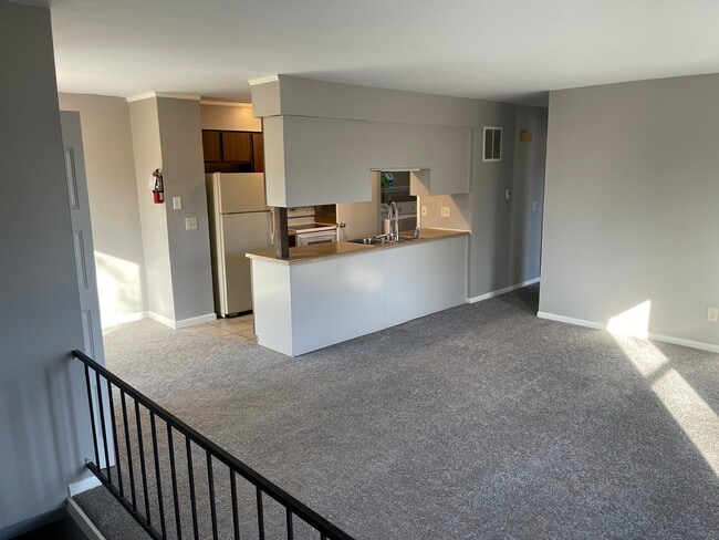 Photo - 4465 W Milham Ave Unit 4