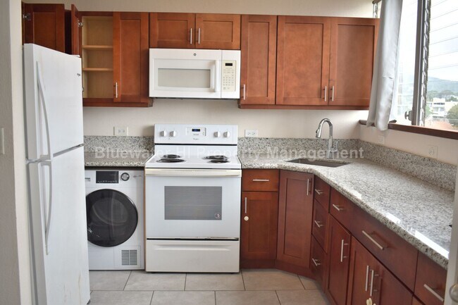 Photo - 2 bedroom, 1 bath, 1 prkg. Condo (Makiki area) Unit #708