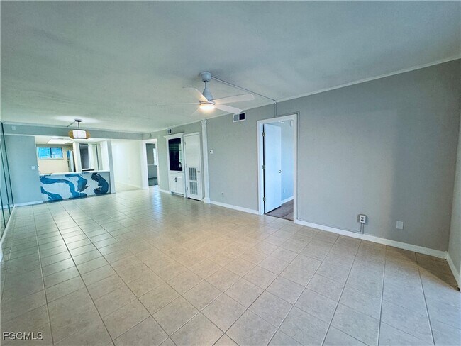 Photo - 2711 First St Unit 102