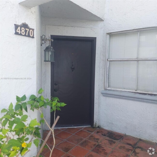 Building Photo - 4870 NW 97th Pl Unit 278 Rental