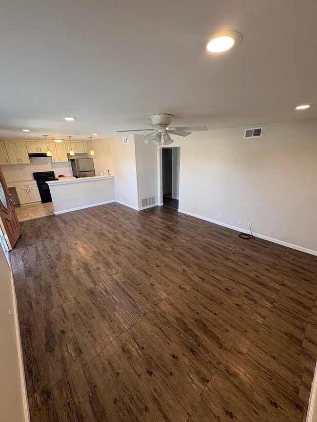 Photo - 1378 Branham Ln Unit 1