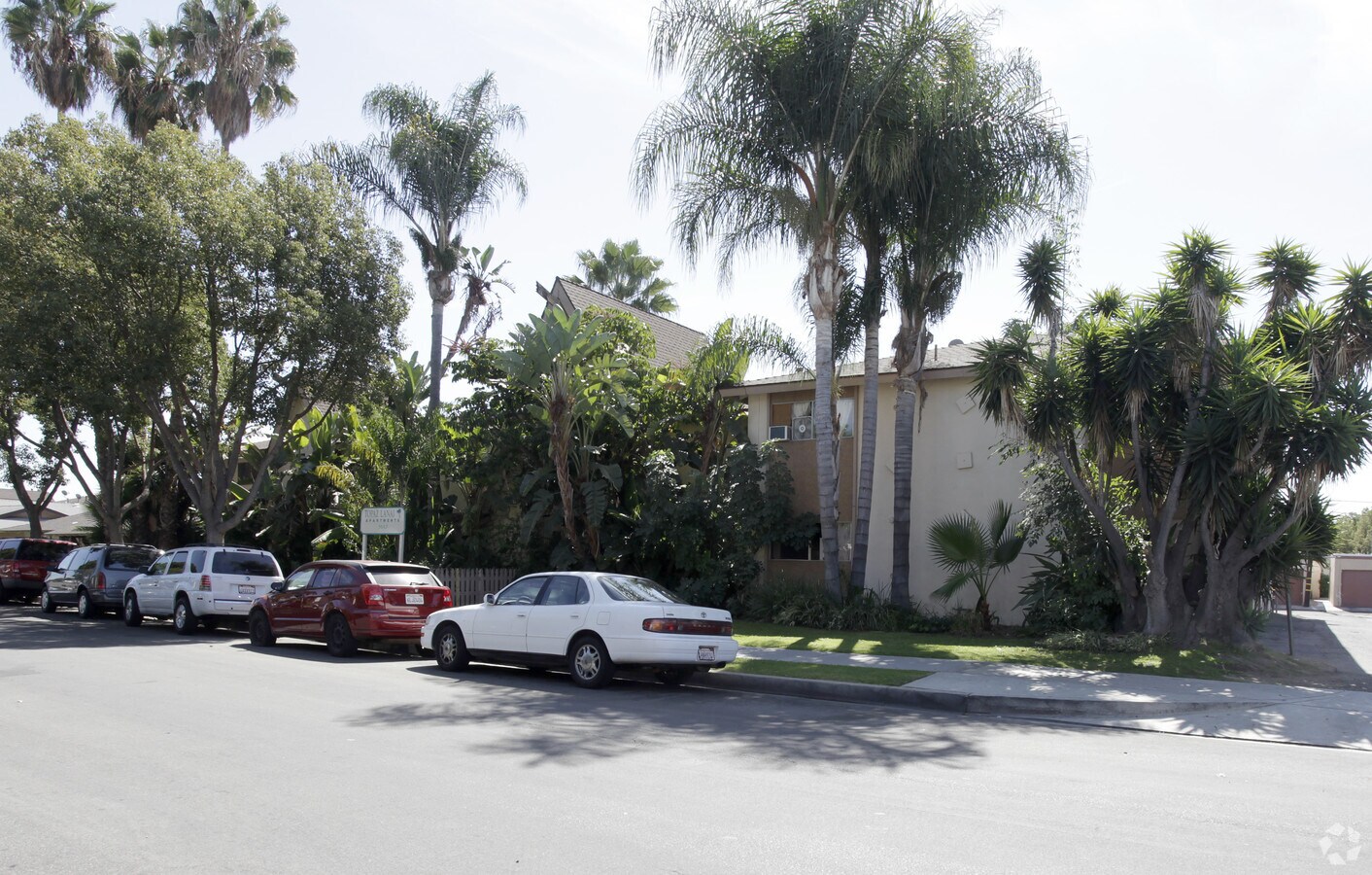 Photo - Topaz Lanai Apartments